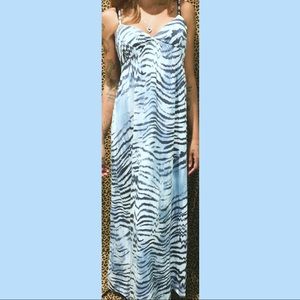 **2 for 20**Blue zebra maxi